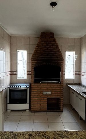 Casa para alugar com 580m², 4 quartos e 30 vagas Casa para alugar com 580m², 4 quartos e 30 vagasÁrea comum