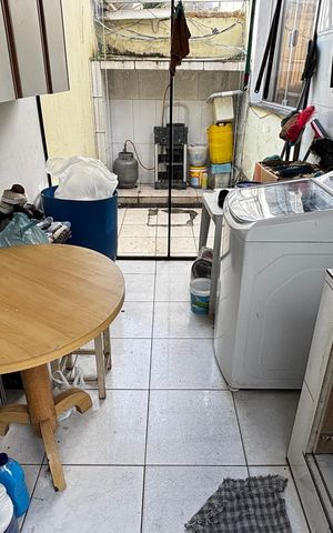 Casa para alugar com 580m², 4 quartos e 30 vagas Casa para alugar com 580m², 4 quartos e 30 vagasÁrea de Serviço