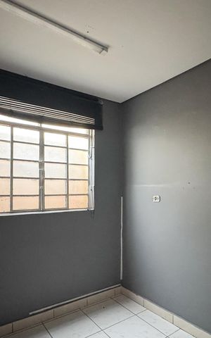 Casa para alugar com 200m², 3 quartos e 3 vagas Casa para alugar com 200m², 3 quartos e 3 vagasSala 2
