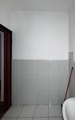 Casa para alugar com 200m², 3 quartos e 3 vagas Casa para alugar com 200m², 3 quartos e 3 vagasBanheiro social