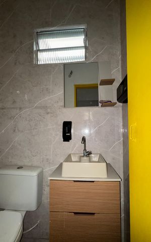 Casa para alugar com 200m², 3 quartos e 3 vagas Casa para alugar com 200m², 3 quartos e 3 vagasLavabo