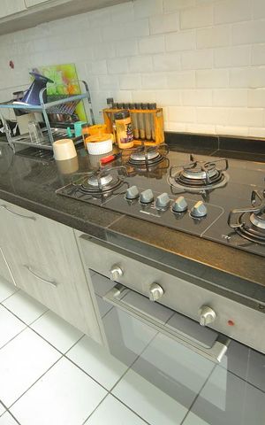 Apartamento à venda com 81m², 2 quartos e 1 vagaCozinha 