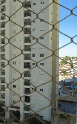 Apartamento à venda com 81m², 2 quartos e 1 vagaÁrea de Serviço- Vista 