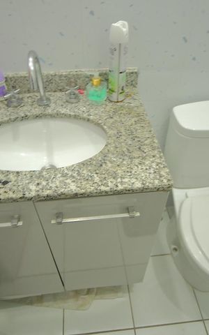 Apartamento à venda com 81m², 2 quartos e 1 vagaBanheiro Social 