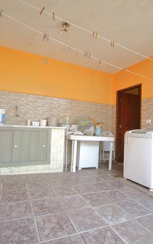 Casa à venda com 151m², 2 quartos e 2 vagasÁrea de Serviço