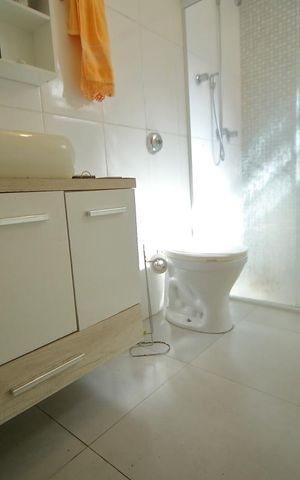 Casa à venda com 151m², 2 quartos e 2 vagasBanheiro 