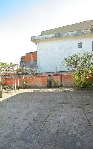 Casa à venda com 151m², 2 quartos e 2 vagasQuintal 
