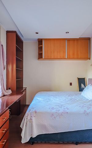 Casa à venda com 350m², 4 quartos e 3 vagasSuíte 3