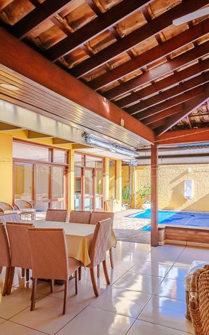 Casa à venda com 350m², 4 quartos e 3 vagasÁrea comum - Churrasqueira
