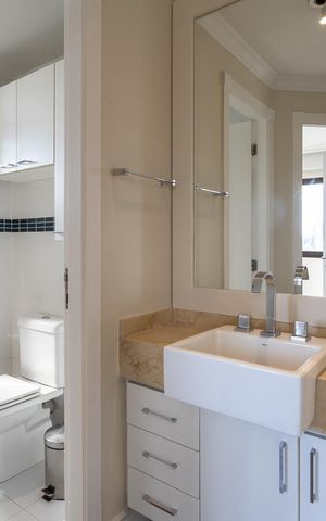 Apartamento à venda com 50m², 2 quartos e 1 vaga Apartamento à venda com 50m², 2 quartos e 1 vagaBanheiro
