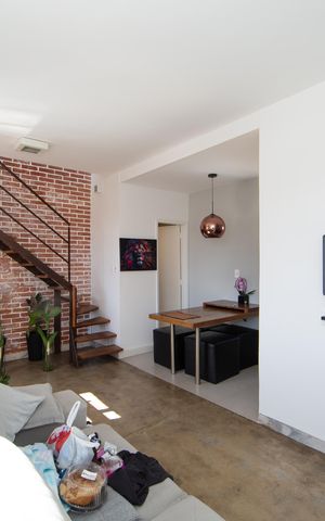 Apartamento à venda com 120m², 3 quartos e 2 vagas Apartamento à venda com 120m², 3 quartos e 2 vagasSALA