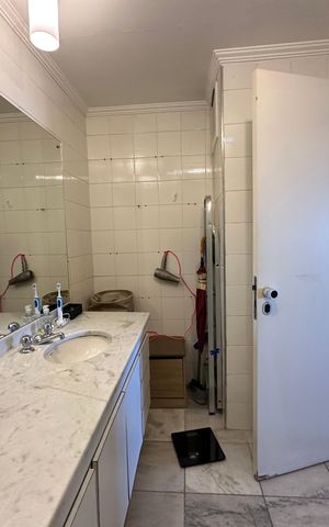 Apartamento à venda com 115m², 2 quartos e 2 vagas Apartamento à venda com 115m², 2 quartos e 2 vagasBanheiro da Suíte