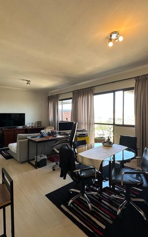 Apartamento à venda com 115m², 2 quartos e 2 vagas Apartamento à venda com 115m², 2 quartos e 2 vagasSala