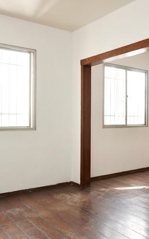 Apartamento à venda com 110m², 3 quartos e 1 vaga Apartamento à venda com 110m², 3 quartos e 1 vagaCopa