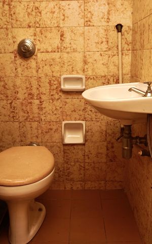Apartamento à venda com 110m², 3 quartos e 1 vaga Apartamento à venda com 110m², 3 quartos e 1 vagaBanheiro de Serviço