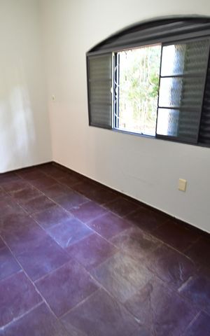 Casa para alugar com 1000m², 4 quartos e 3 vagasQuarto 3