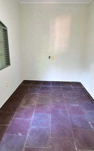 Casa para alugar com 1000m², 4 quartos e 3 vagasQuarto 3