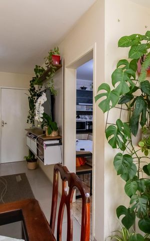 Apartamento à venda com 77m², 2 quartos e 1 vaga Apartamento à venda com 77m², 2 quartos e 1 vagaSala