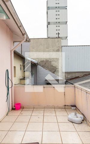 Casa para alugar com 156m², 3 quartos e 1 vaga