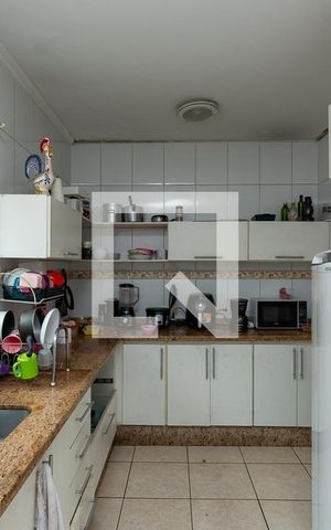 Casa para alugar com 156m², 3 quartos e 1 vaga