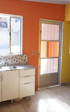 Casa para alugar com 100m², 1 quarto e 3 vagasCozinha