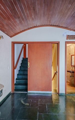 Casa à venda com 500m², 5 quartos e 5 vagasSala