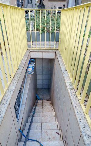 Casa à venda com 500m², 5 quartos e 5 vagasVestuário