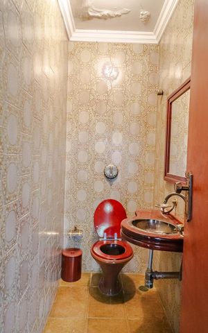 Casa à venda com 500m², 5 quartos e 5 vagasLavabo