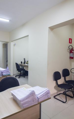 Casa à venda com 106m², 3 quartos e 1 vaga Casa à venda com 106m², 3 quartos e 1 vagaSala