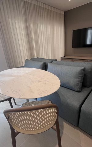 Apartamento à venda com 47m², 2 quartos e 1 vaga Apartamento à venda com 47m², 2 quartos e 1 vagaStudio