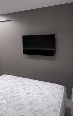 Apartamento à venda com 47m², 2 quartos e 1 vaga Apartamento à venda com 47m², 2 quartos e 1 vagaStudio