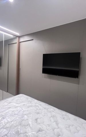 Apartamento à venda com 47m², 2 quartos e 1 vaga Apartamento à venda com 47m², 2 quartos e 1 vagaStudio