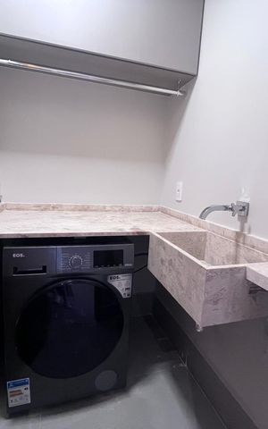 Apartamento à venda com 47m², 2 quartos e 1 vaga Apartamento à venda com 47m², 2 quartos e 1 vagaÁrea de serviço