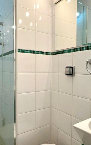 Casa de condomínio para alugar com 88m², 2 quartos e 1 vaga Casa de condomínio para alugar com 88m², 2 quartos e 1 vagaBanheiro