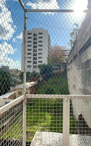 Casa de condomínio para alugar com 88m², 2 quartos e 1 vaga Casa de condomínio para alugar com 88m², 2 quartos e 1 vagaVaranda do Quarto