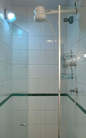 Casa de condomínio para alugar com 88m², 2 quartos e 1 vaga Casa de condomínio para alugar com 88m², 2 quartos e 1 vagaBanheiro