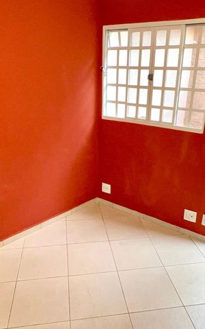 Casa de condomínio para alugar com 88m², 2 quartos e 1 vaga Casa de condomínio para alugar com 88m², 2 quartos e 1 vagaSala