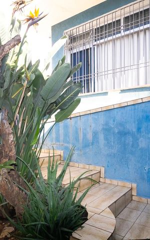 Casa à venda com 285m², 4 quartos e 1 vaga Casa à venda com 285m², 4 quartos e 1 vagaEntrada