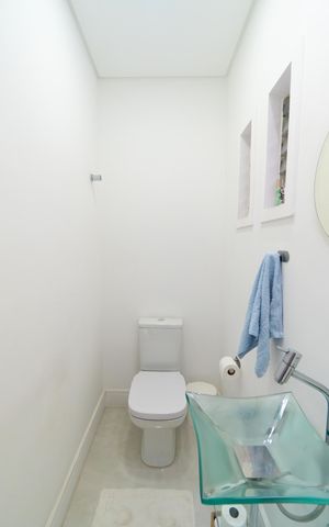 Casa à venda com 222m², 3 quartos e 4 vagasLavabo