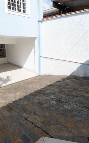Casa à venda com 222m², 3 quartos e 4 vagasGaragem