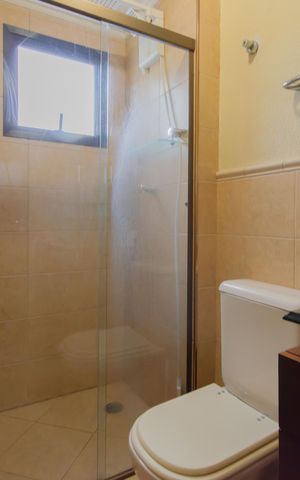 Apartamento à venda com 67m², 2 quartos e 2 vagas Apartamento à venda com 67m², 2 quartos e 2 vagasBanheiro da Suíte