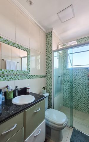 Apartamento à venda com 56m², 2 quartos e 1 vaga Apartamento à venda com 56m², 2 quartos e 1 vagaBanheiro Social