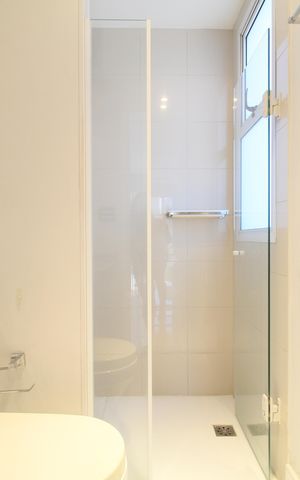 Apartamento à venda com 101m², 1 quarto e 2 vagasBanheiro 