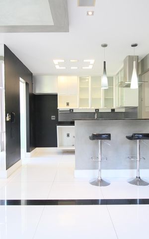 Apartamento à venda com 101m², 1 quarto e 2 vagasSala