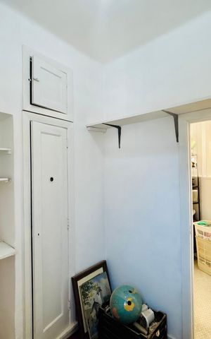 Apartamento à venda com 110m², 2 quartos e 1 vaga Apartamento à venda com 110m², 2 quartos e 1 vagaÁrea de serviço