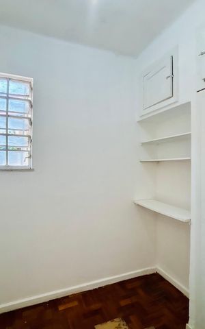 Apartamento à venda com 110m², 2 quartos e 1 vaga Apartamento à venda com 110m², 2 quartos e 1 vagaÁrea de serviço
