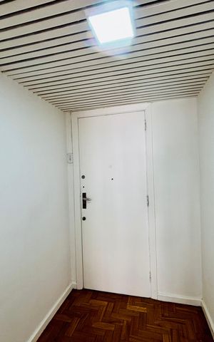 Apartamento à venda com 110m², 2 quartos e 1 vaga Apartamento à venda com 110m², 2 quartos e 1 vagaSala