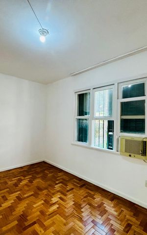 Apartamento à venda com 110m², 2 quartos e 1 vaga Apartamento à venda com 110m², 2 quartos e 1 vagaSuíte