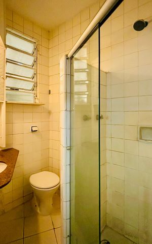 Apartamento à venda com 110m², 2 quartos e 1 vaga Apartamento à venda com 110m², 2 quartos e 1 vagaSuíte Banheiro