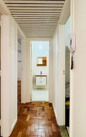 Apartamento à venda com 110m², 2 quartos e 1 vaga Apartamento à venda com 110m², 2 quartos e 1 vagaSuíte Banheiro